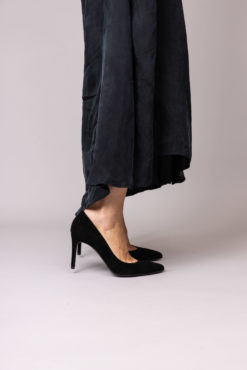 Escarpin à talon confortable noir en veau velour cuir Maison Via Roma.