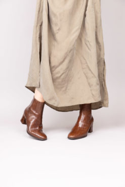 Bottines à talon en cuir effet croco Maison Via Roma.