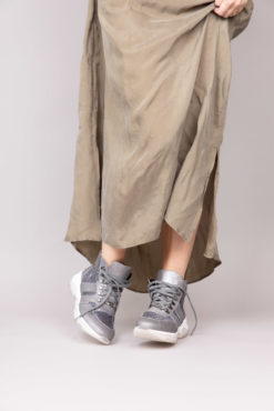 Baskets en cuir pour femme à semelle compensée Maison Via Roma.