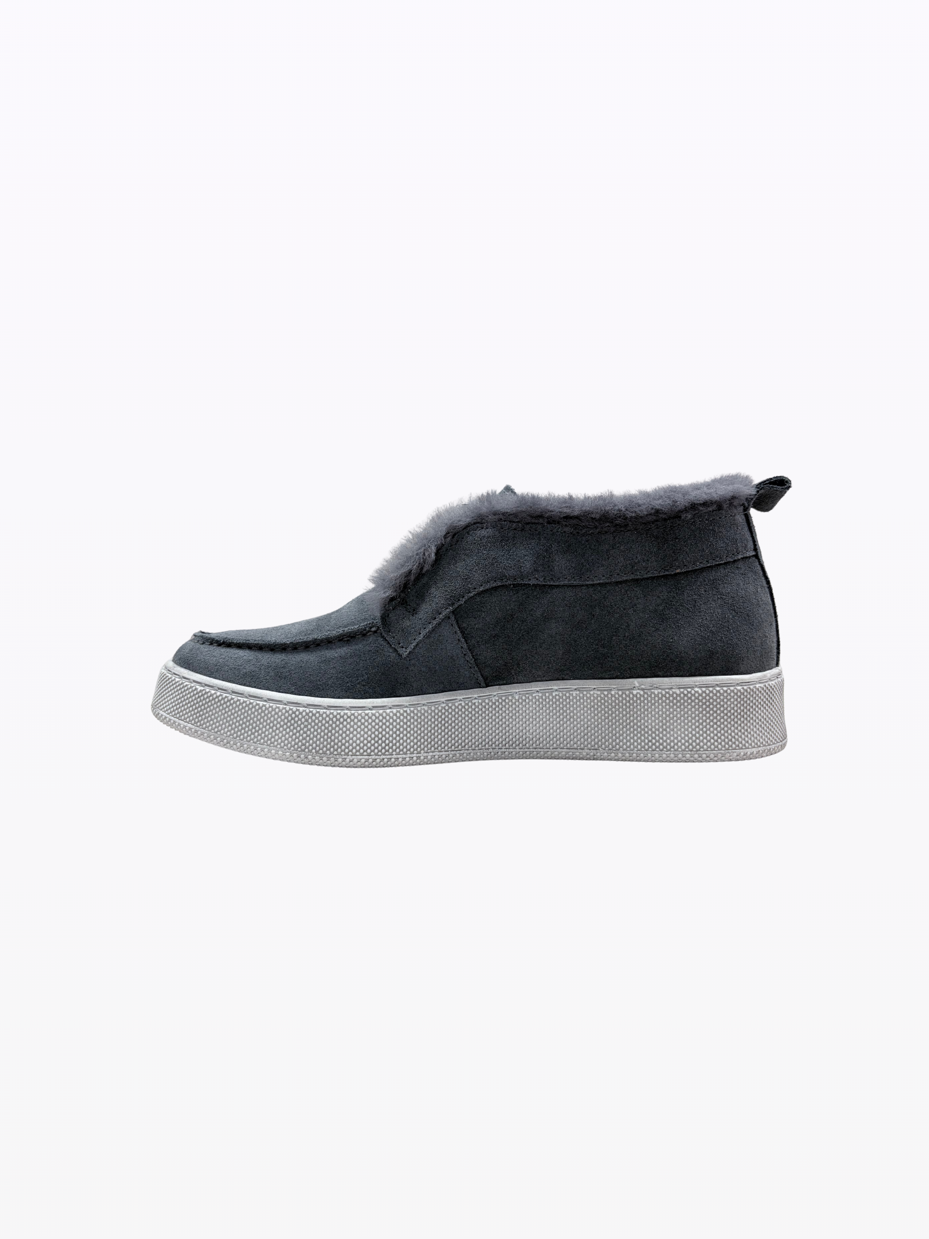 aspen grey suede2