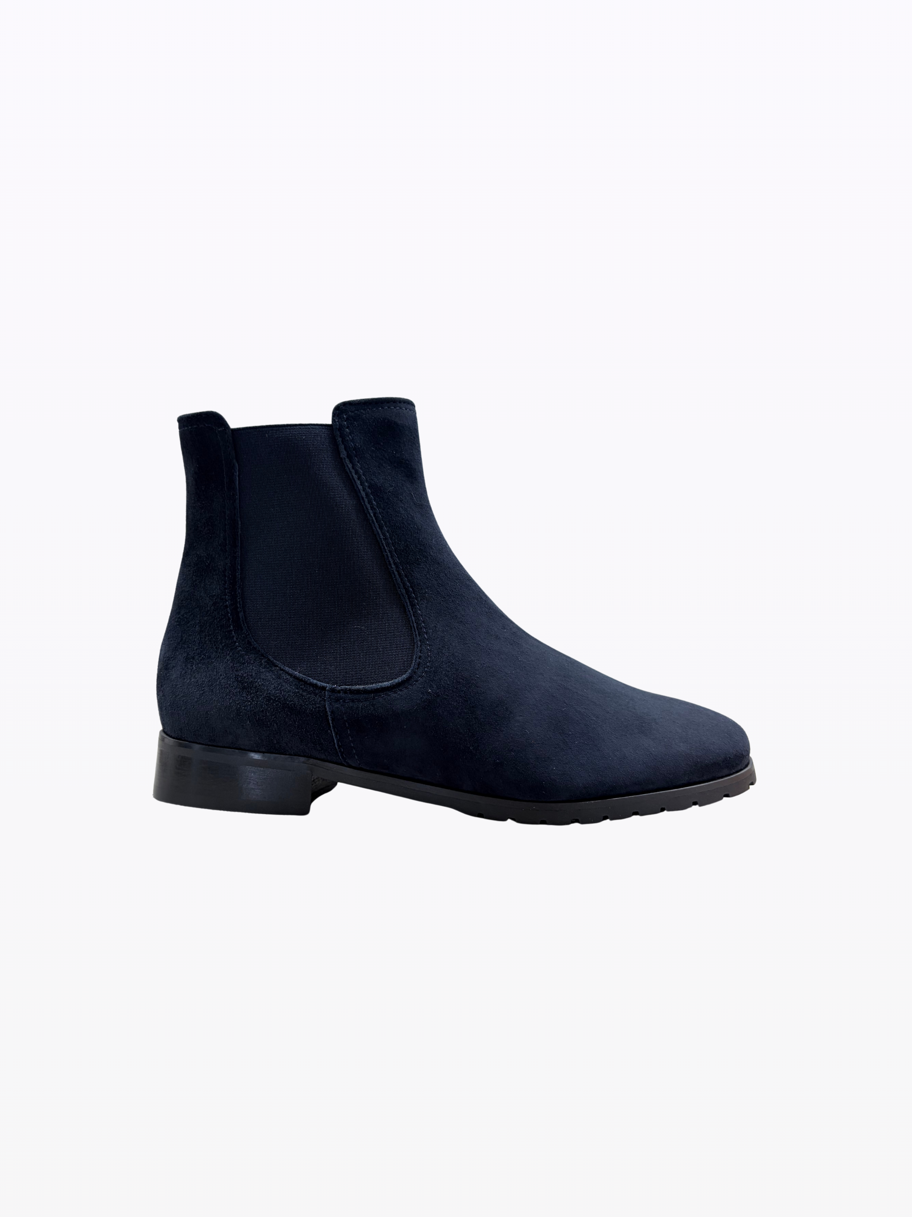 chipi lan navy suede