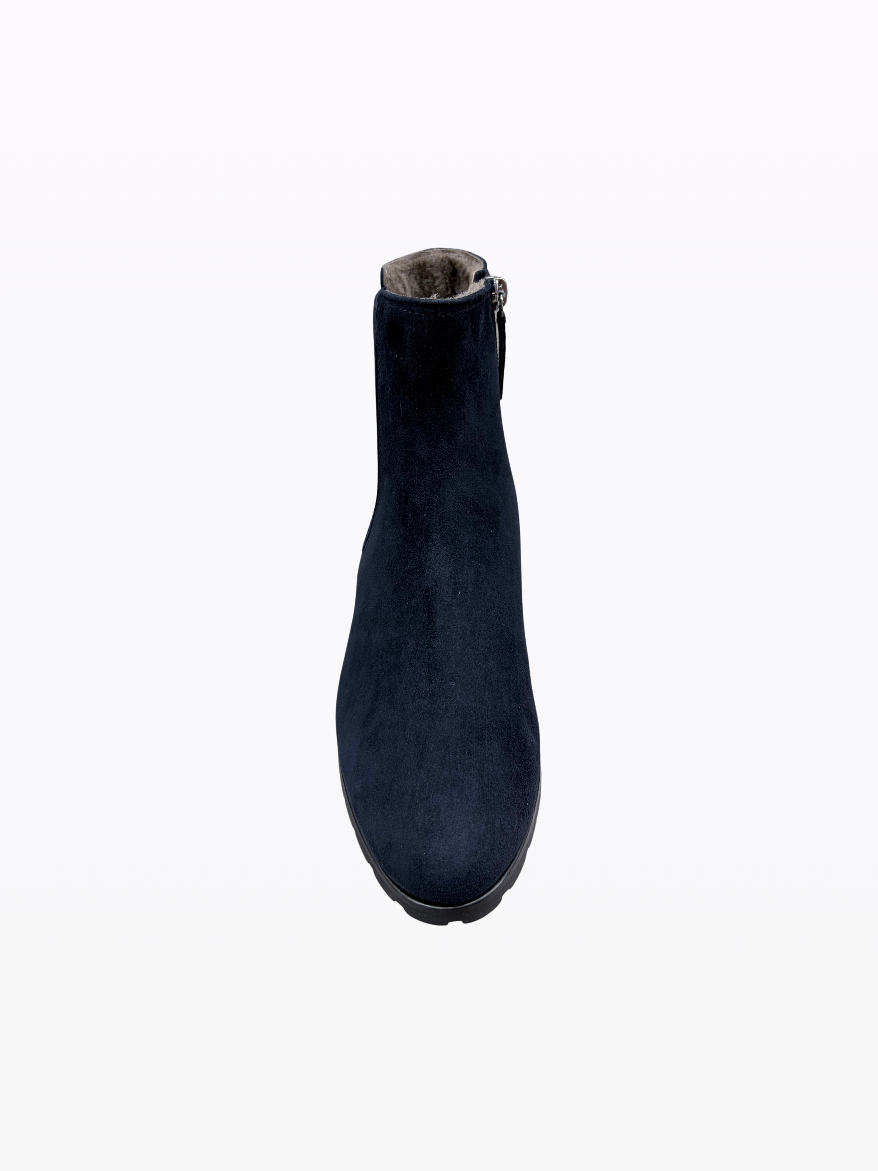 chipi lan navy suede.png2